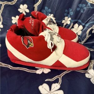 New Arizona Cardinals slippers size XL in women’s 9–10.